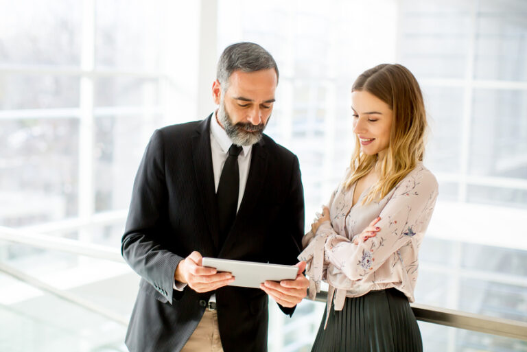 Entreprises startups expertise cabinet de recrutement CDI direction vente assurance banque mutuelle