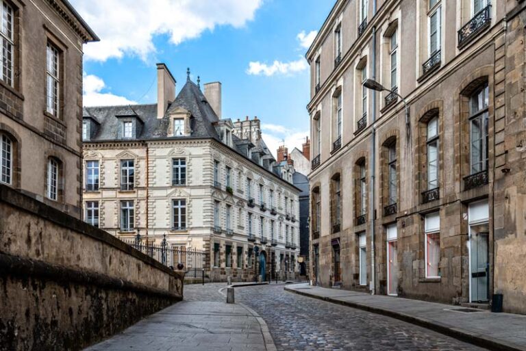 cabinet de recrutement CDI travailler a rennes metropole capitale bretagne