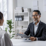 Comment débaucher un talent ? Guide pratique pour recruter les meilleurs profils. Stratégies éthiques, approche personnalisée et conseils d'experts RH