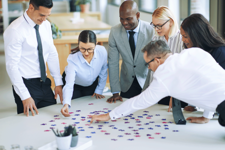 Découvrez 3 méthodes concrètes pour améliorer sa gestion de crise en entreprise - Structure, communication et management pour gérer la pression efficacement.